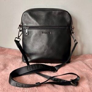Champs Black Men's Bag